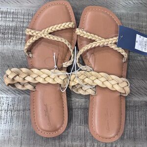 Universal Thread Braided Tan Sandals- size 6.5